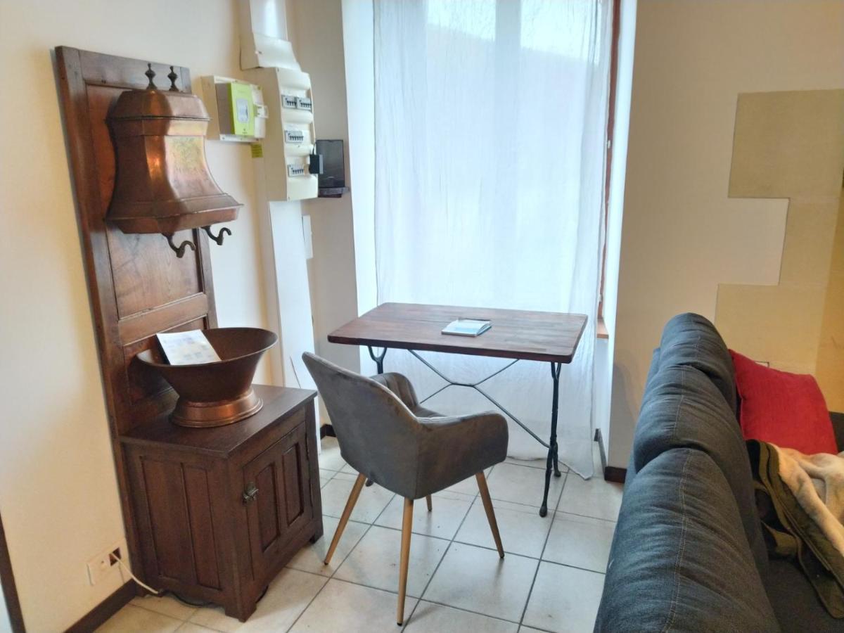 Gite Du Vieux Cedre Ecueille Exteriér fotografie
